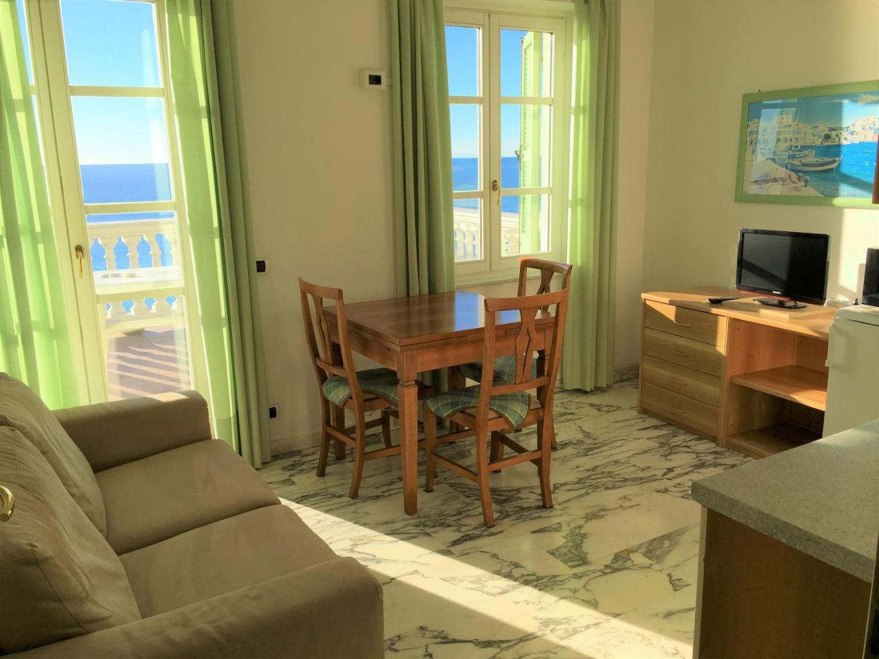 פינאלה ליגורה La Villetta Appartamenti Per Vacanze מראה חיצוני תמונה