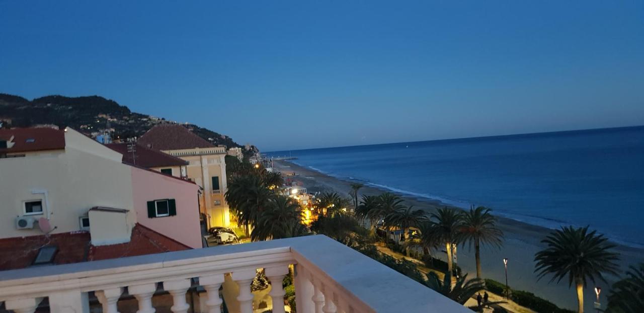 פינאלה ליגורה La Villetta Appartamenti Per Vacanze מראה חיצוני תמונה
